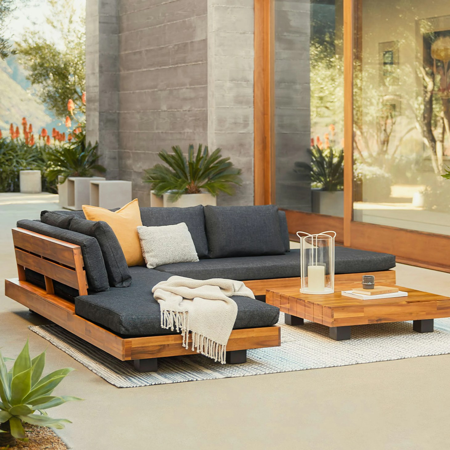 11 Durable Outdoor Furniture That Will Look Good, Season After Season